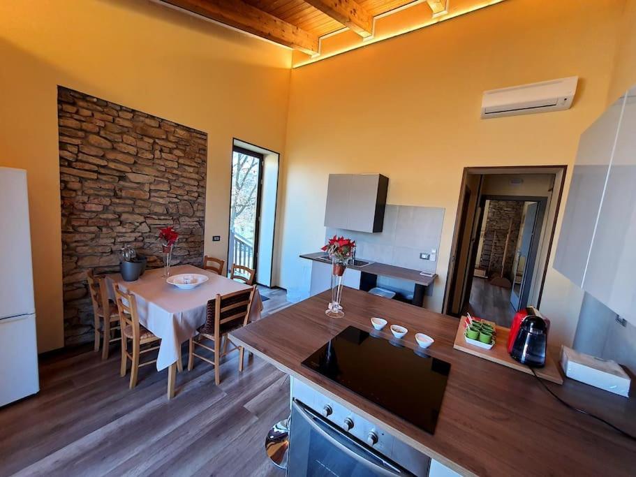 Villa Cristallo Private Apartment Fontanelice Екстер'єр фото