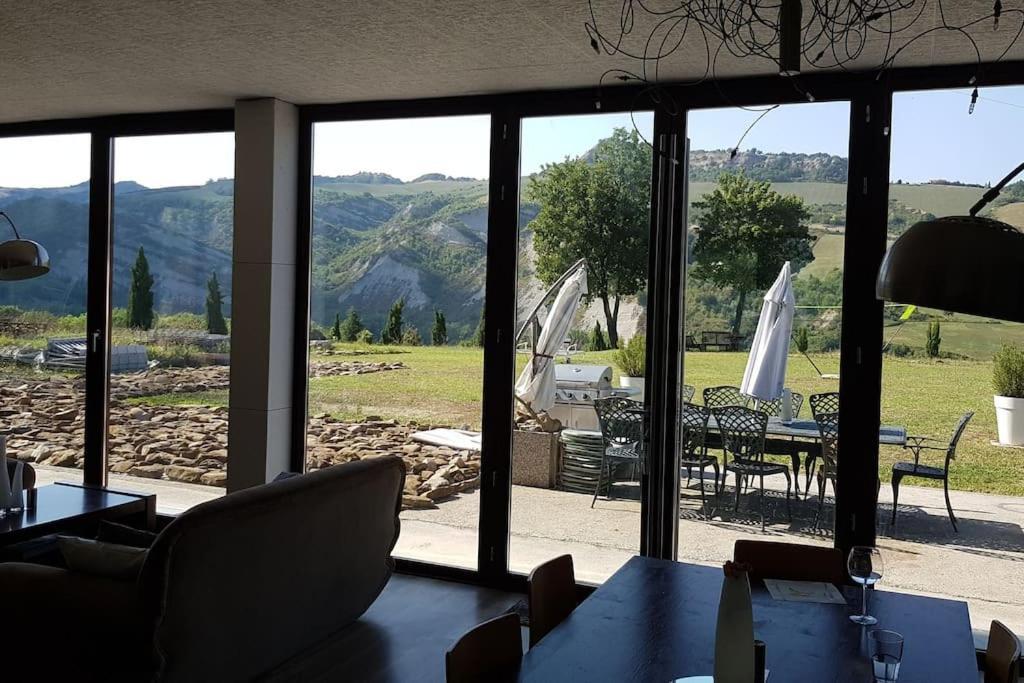 Villa Cristallo Private Apartment Fontanelice Екстер'єр фото
