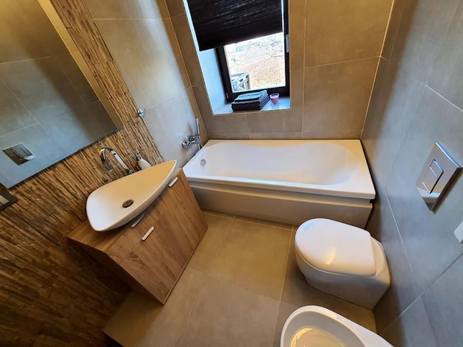 Villa Cristallo Private Apartment Fontanelice Екстер'єр фото