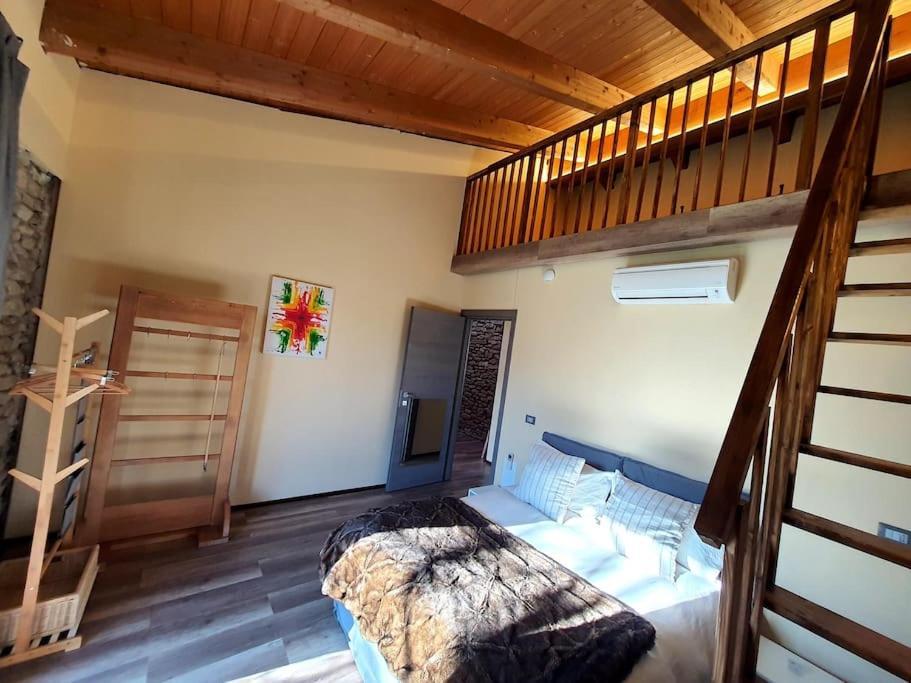 Villa Cristallo Private Apartment Fontanelice Екстер'єр фото