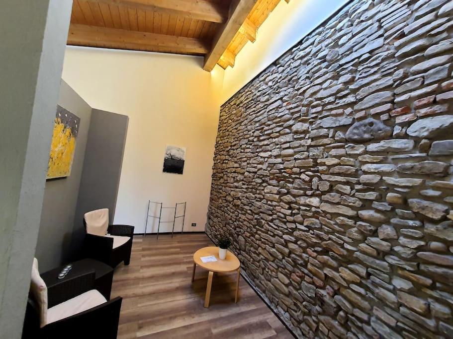 Villa Cristallo Private Apartment Fontanelice Екстер'єр фото